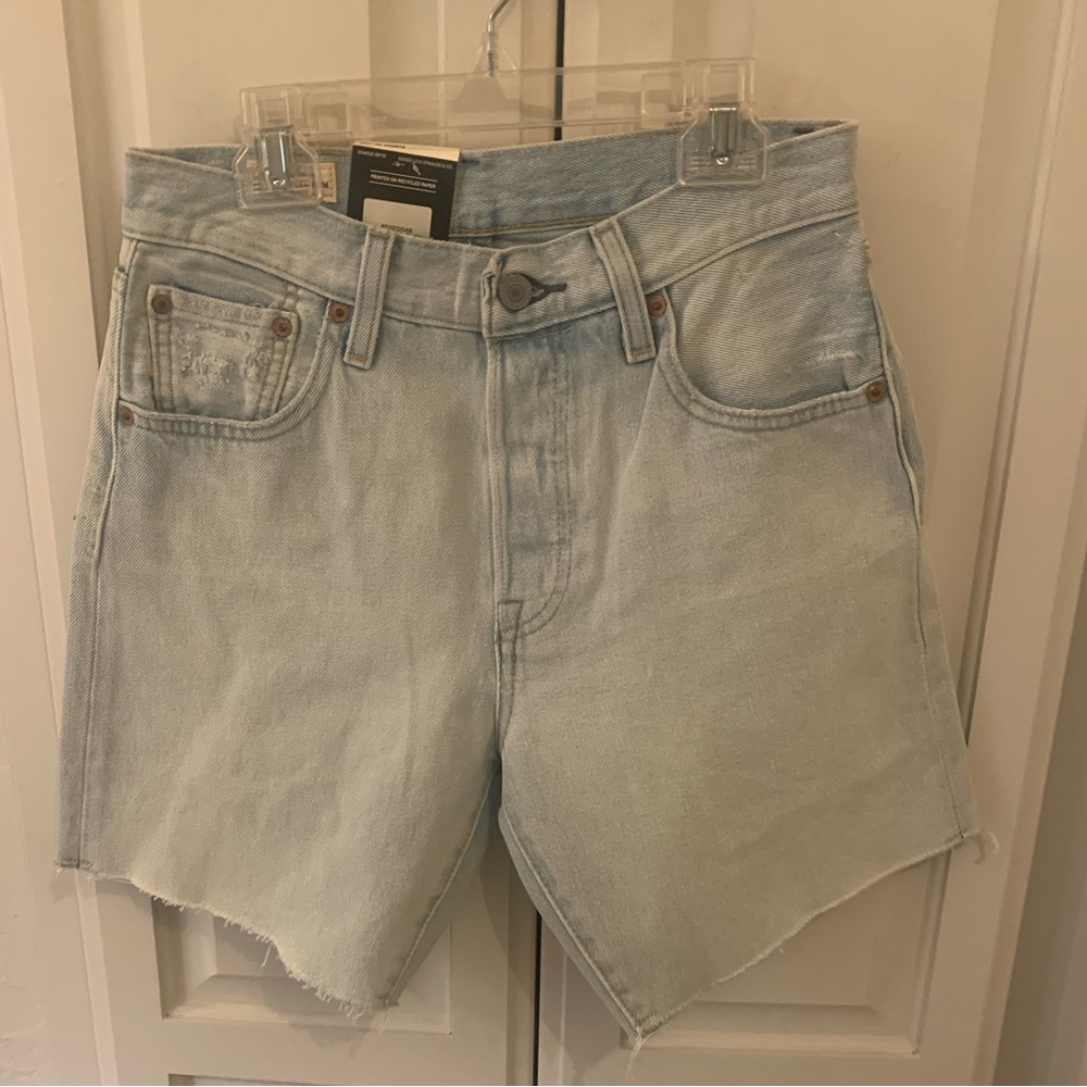 Levi’s Shorts NWOT